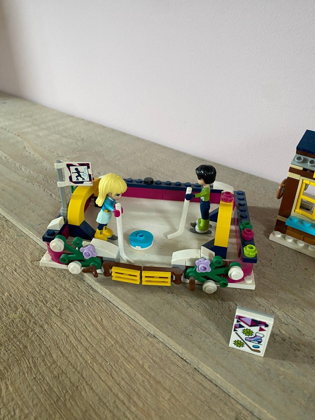 Lego Friends 41322 Snow Resort Schaatsbaan, Ophalen, Gebruikt
