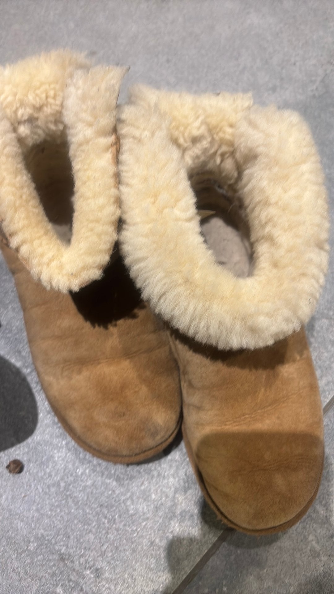 Uggs 39, Kleding | Dames, Schoenen, Ophalen of Verzenden, Zo goed als nieuw, Bruin, Pantoffels of Sloffen