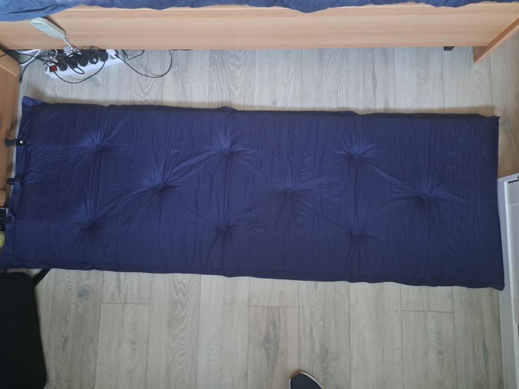 Te koop zelfopblaasbare slaapmat, Caravans en Kamperen, Ophalen, Gebruikt, 1-persoons