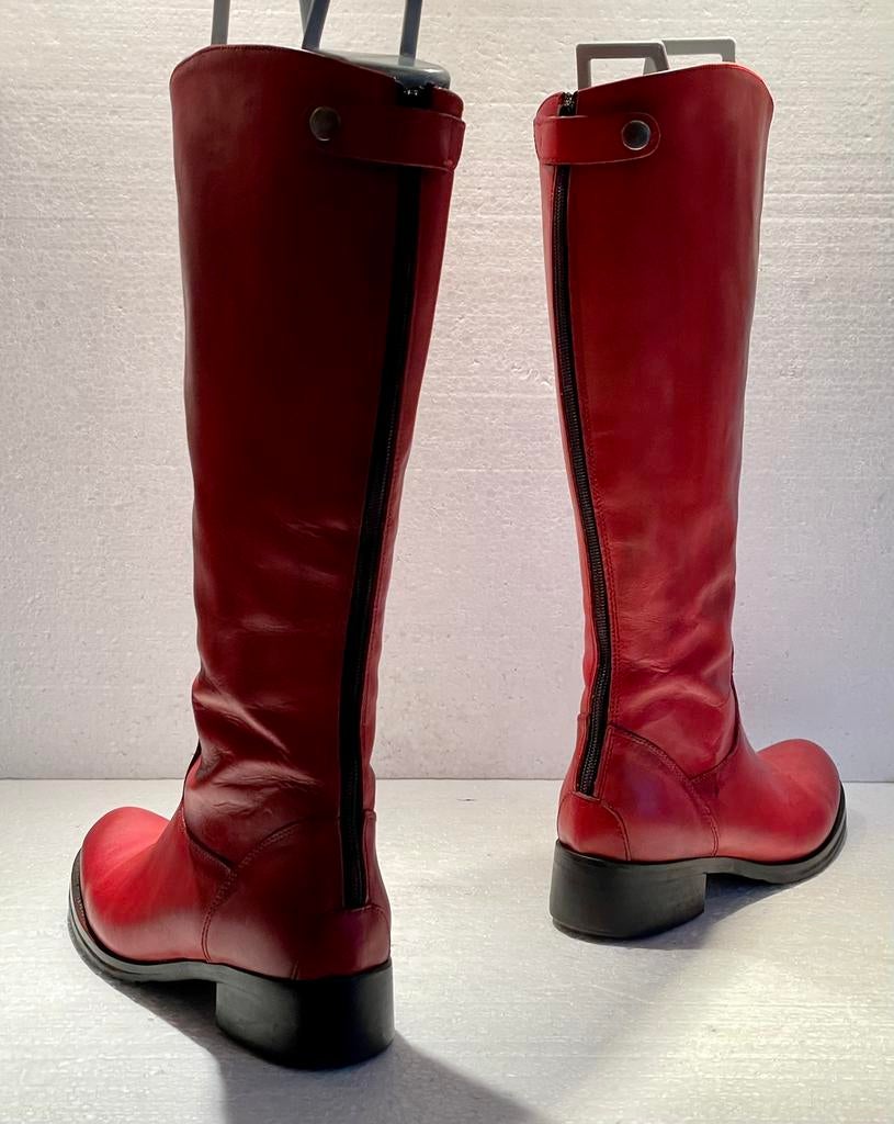 Vera Gomma Colori design hoge laarzen met lange rits rood 37, Kleding | Dames, Schoenen, Hoge laarzen, Ophalen of Verzenden, Zo goed als nieuw