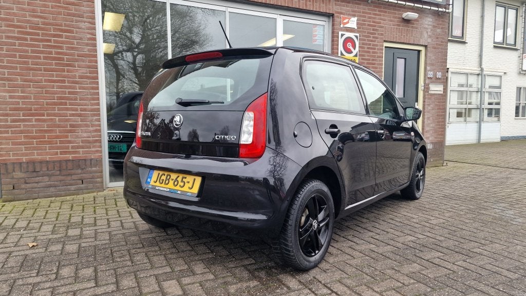 Skoda Citigo 1.0 Grt. Style, Airco Compleet onderhouden, Auto's, Dealer onderhouden, Stof, Gebruikt, Zwart