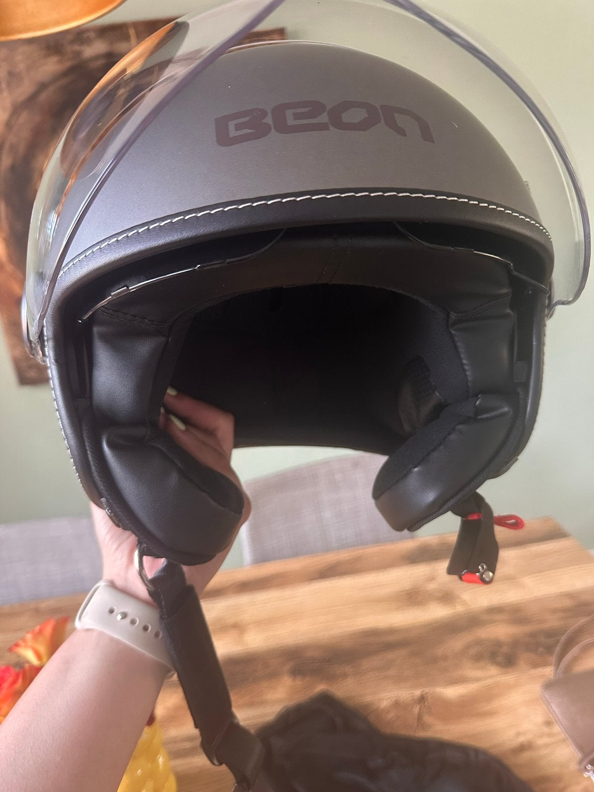 Beon Scooterhelm Matt Titanium Maat S met Zonnevizier, Fietsen en Brommers, Ophalen, Zo goed als nieuw, Small