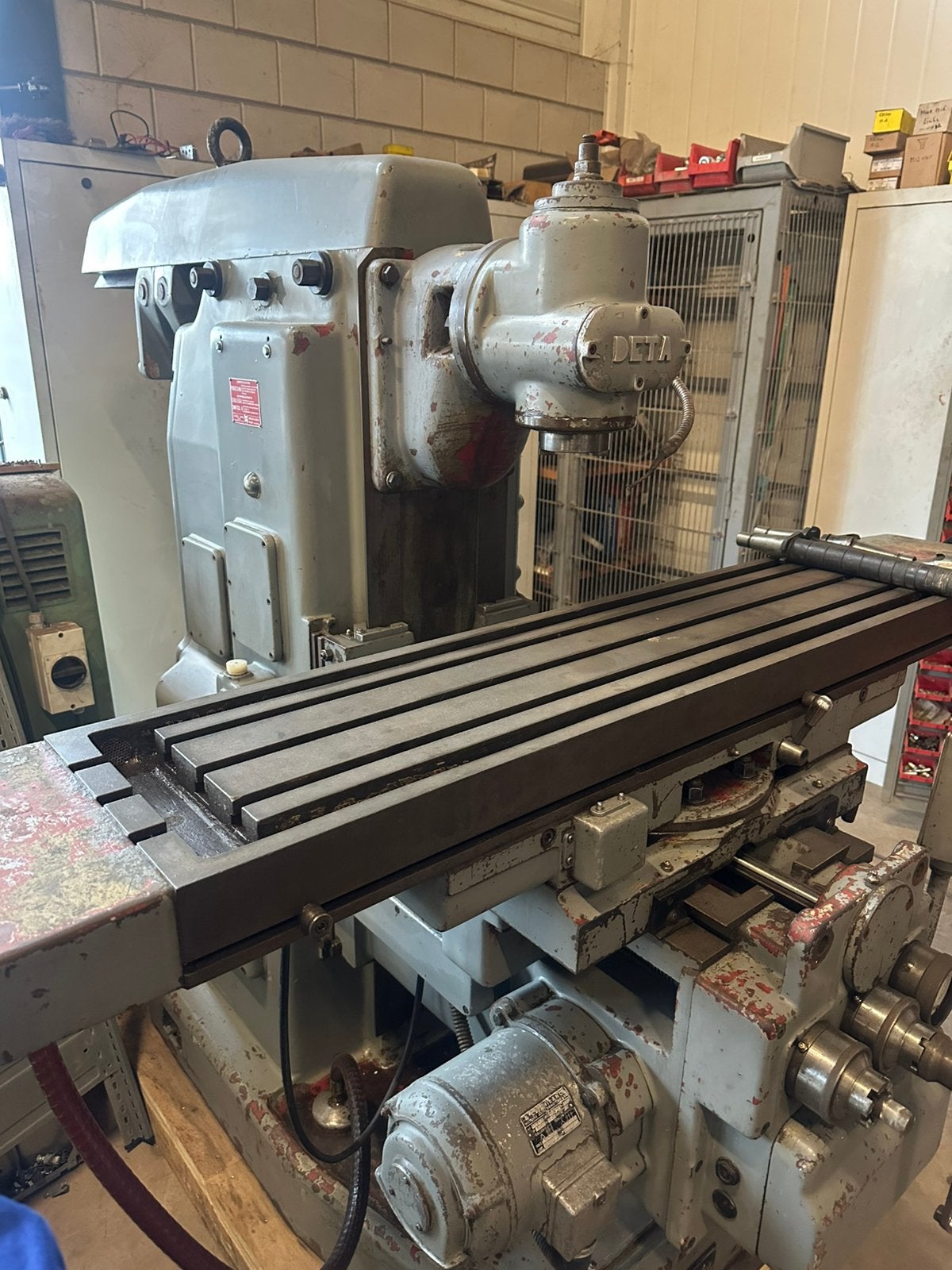 Deta Simplex freesbank, Ophalen