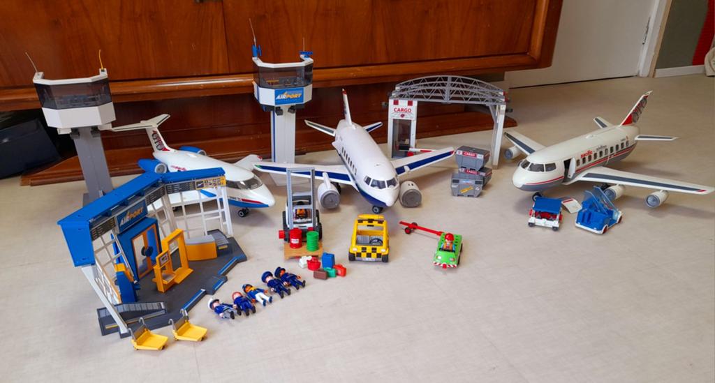 PLAYMOBIL vliegveld met vliegtuigen, terminal, vele extra's, Ophalen, Gebruikt, Los playmobil