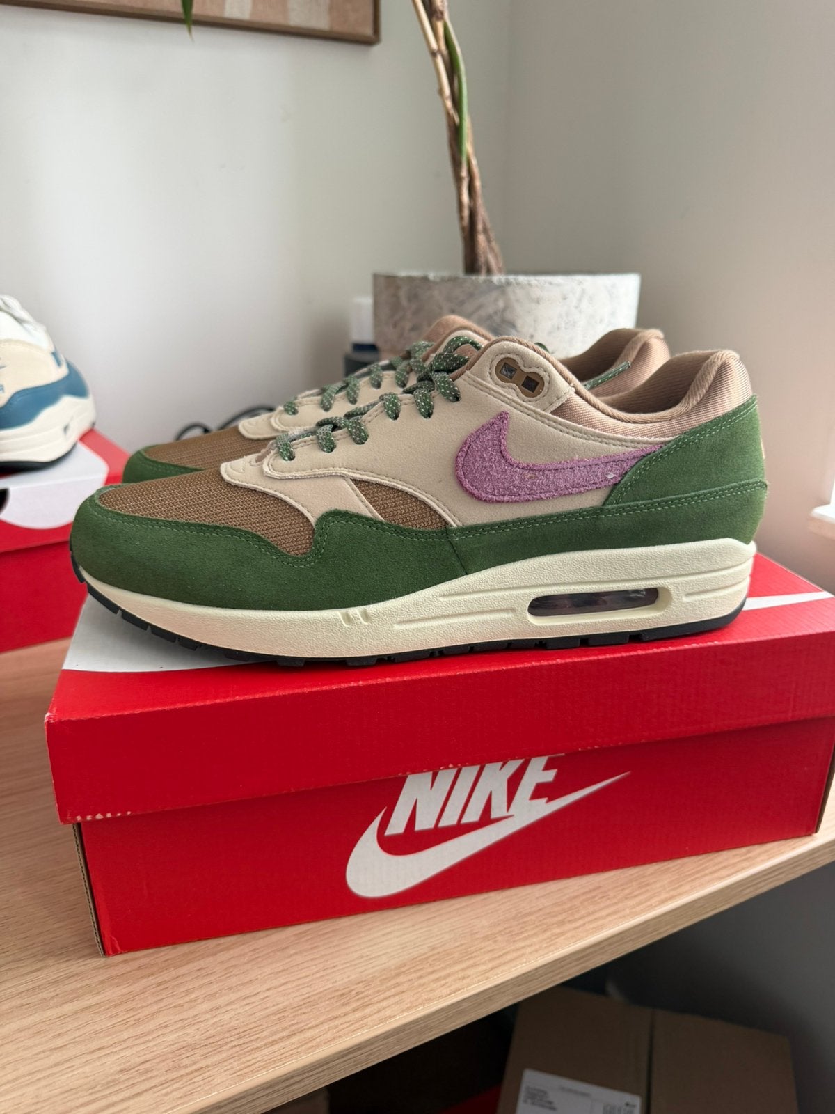 Nike Air Max 1 Treeline 45, Kleding | Heren, Ophalen of Verzenden, Nieuw