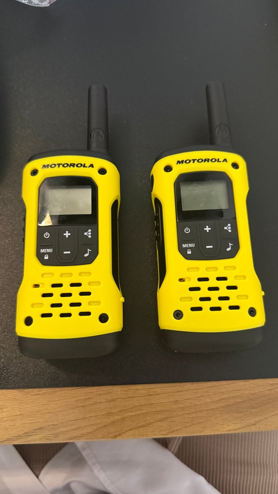 Nieuwe waterdichte walkietalkies met opladers, Ophalen of Verzenden, Nieuw, Portofoon of Walkie-talkie