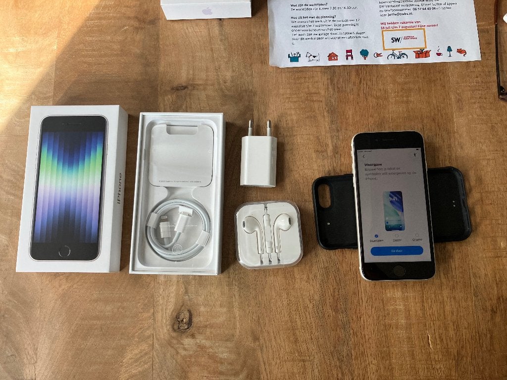 Apple IPhone SE 2022 64Gb, Wit, Ophalen of Verzenden, Zo goed als nieuw, 64 GB
