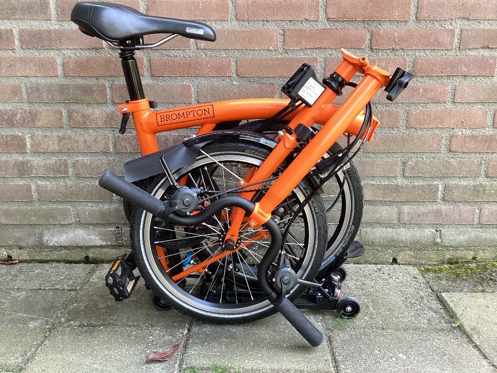 Brompton H6R 10-2025, Fietsen en Brommers, Fietsen | Vouwfietsen, Zo goed als nieuw, Brompton, 16 tot 18 inch, Versnellingen, Ophalen