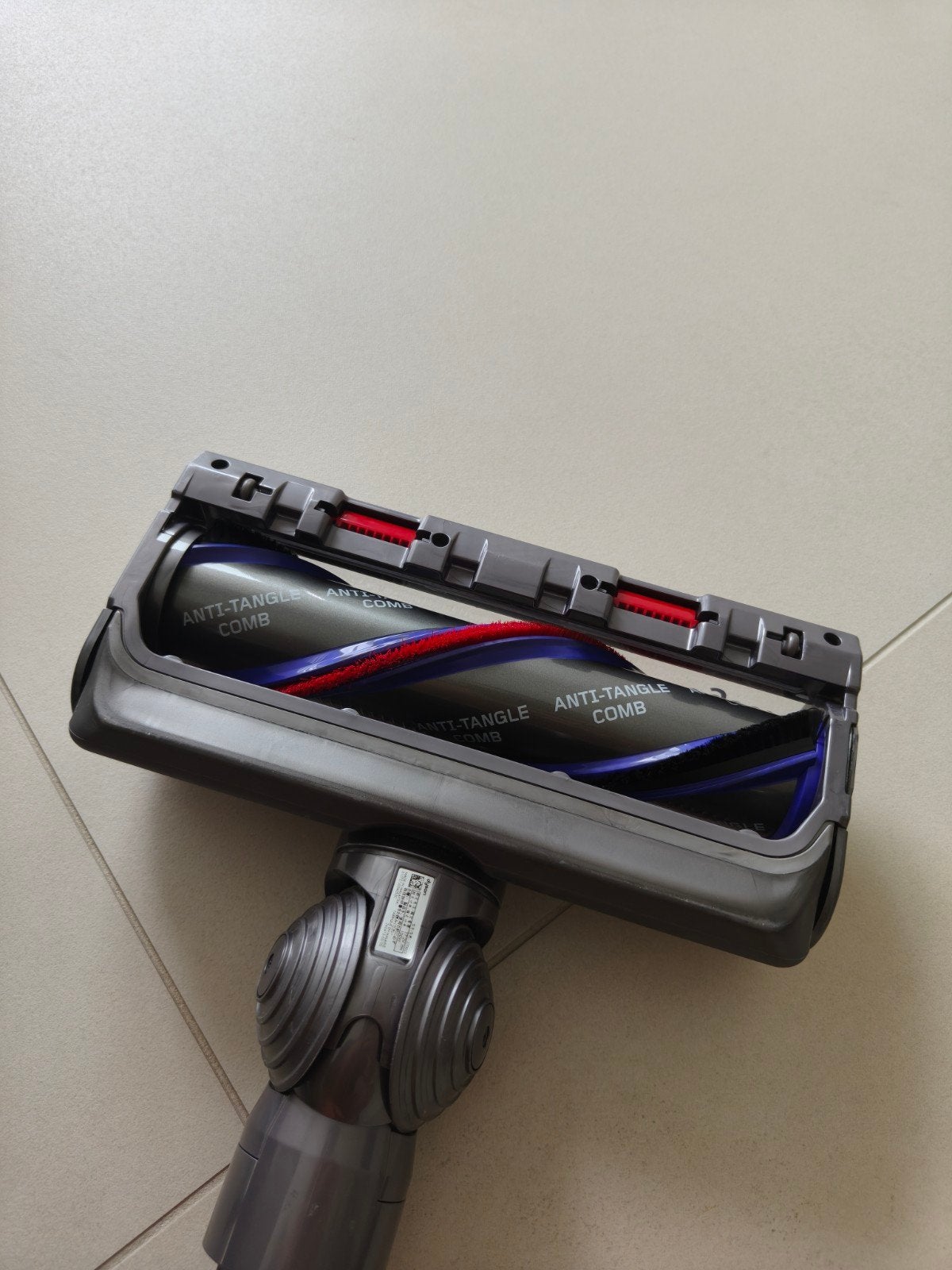 Foto 3 van Dyson v15 anti tangle comb Nieuw ongebruikt