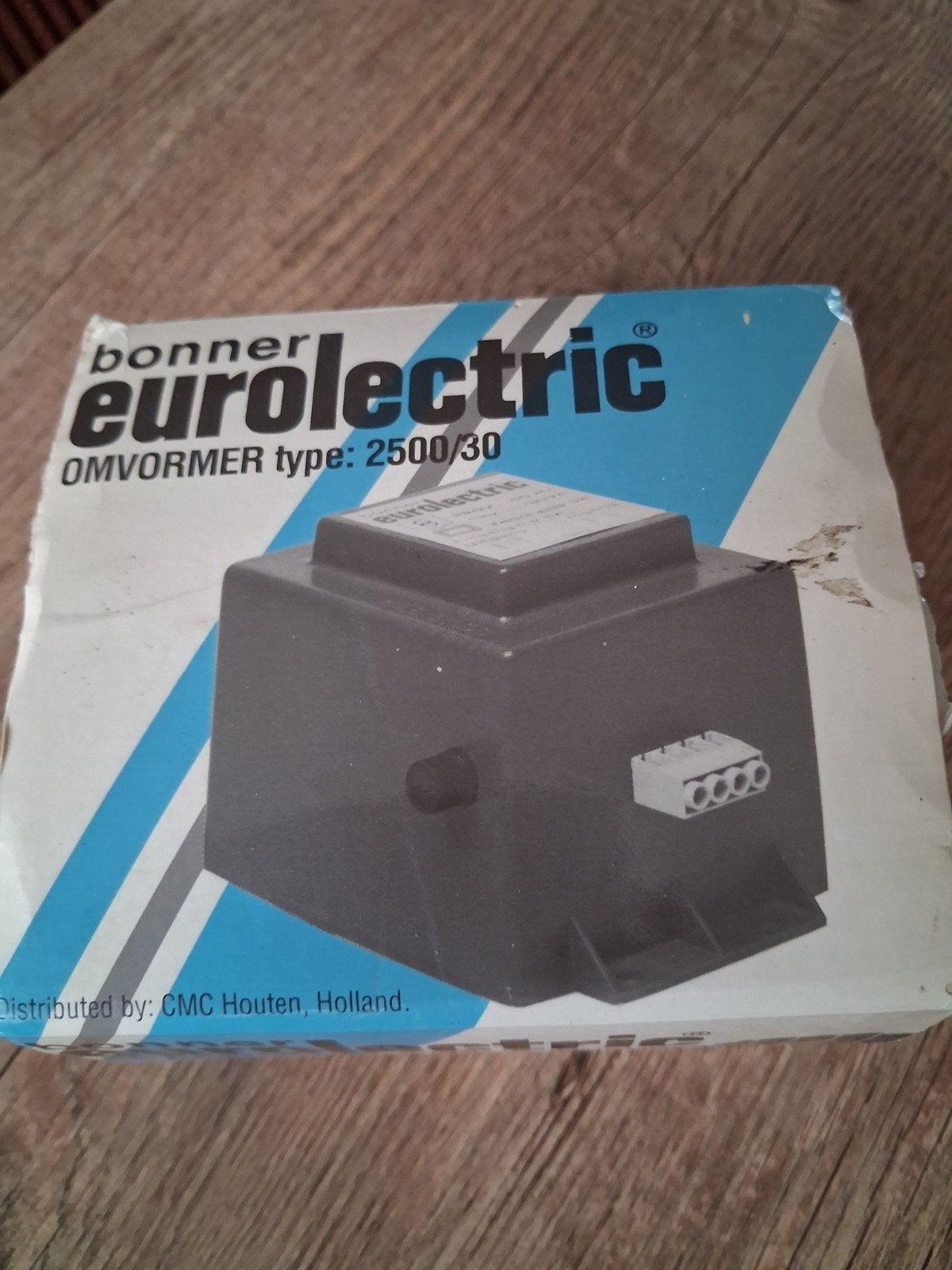 Bonner Euroelectric Omvormer Type 2500/30 - 220V naar 12V, Ophalen of Verzenden