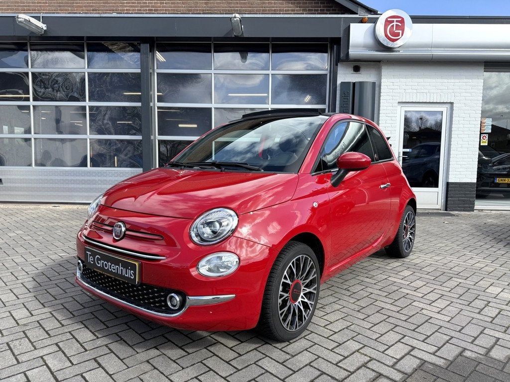 Fiat 500C RED Dolcevita 1.0 Hybrid Cabrio (bj 2024), Auto's, Stof, Zwart, Cabriolet, 4 stoelen