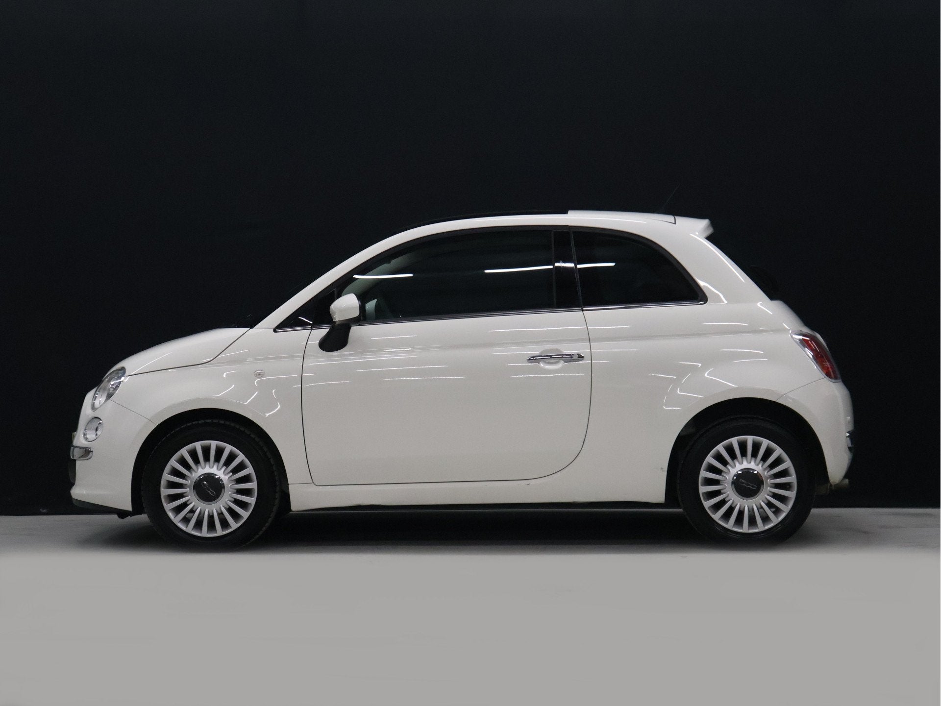 Fiat 500 1.2 Lounge [PANORAMADAK, MULTIFUNCTIONEEL STUURWIEL, Euro 5, Stof, Gebruikt, 4 cilinders