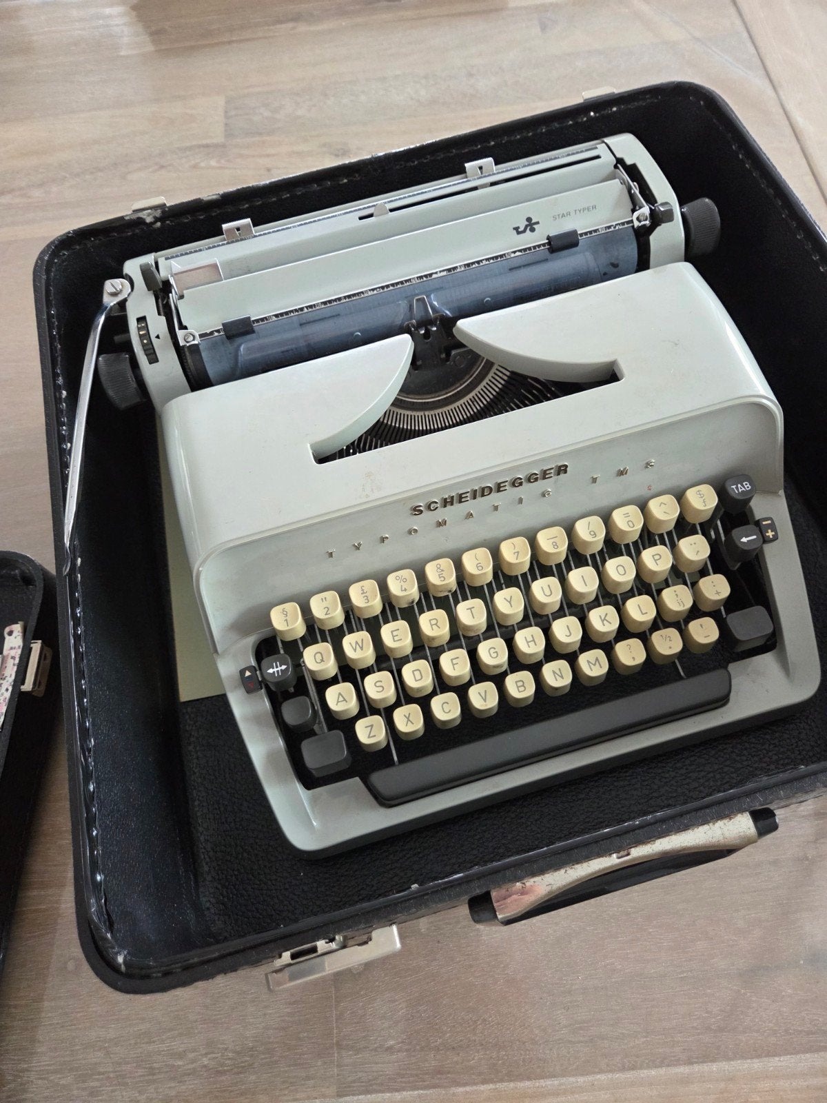 Typemachine jaren 70., Ophalen of Verzenden