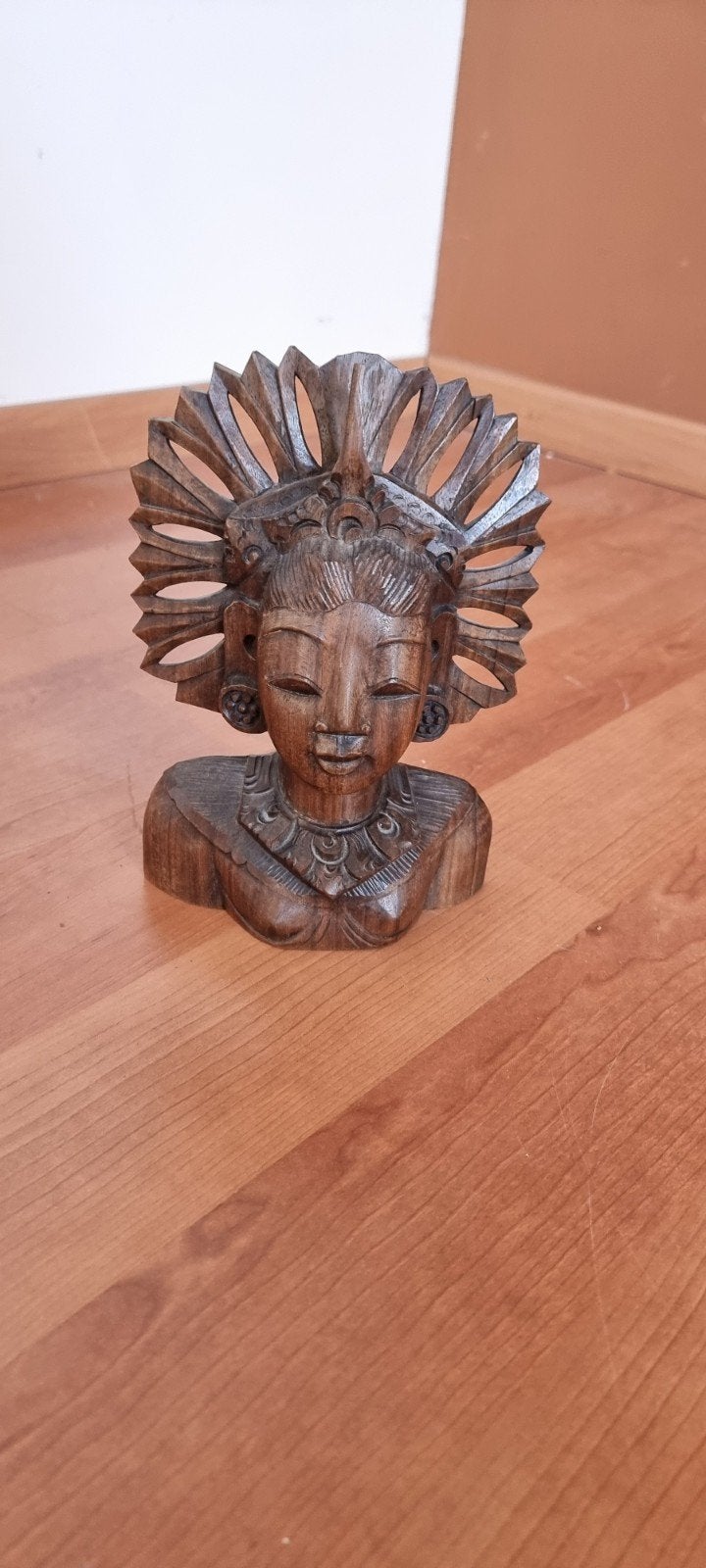 Vintage handgesneden Balinees, Antiek en Kunst, Minder dan 20 cm, Buste, Ophalen of Verzenden, Handgemaakt
