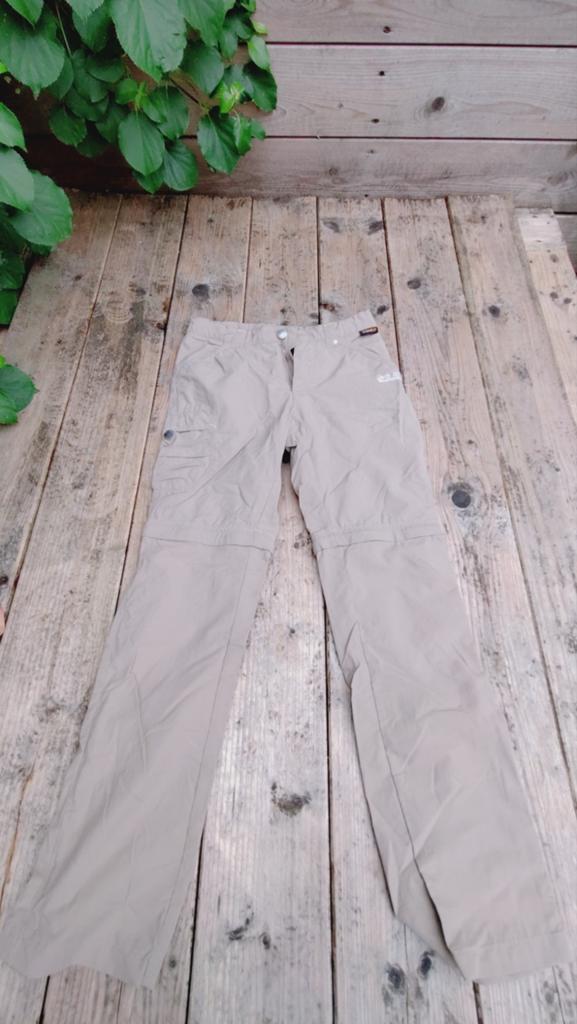 Jack Wolfskin afritsbroek beige maat 152, Kinderen en Baby's, Kinderkleding | Maat 152, Broek, Jongen of Meisje, Jack Wolfskin