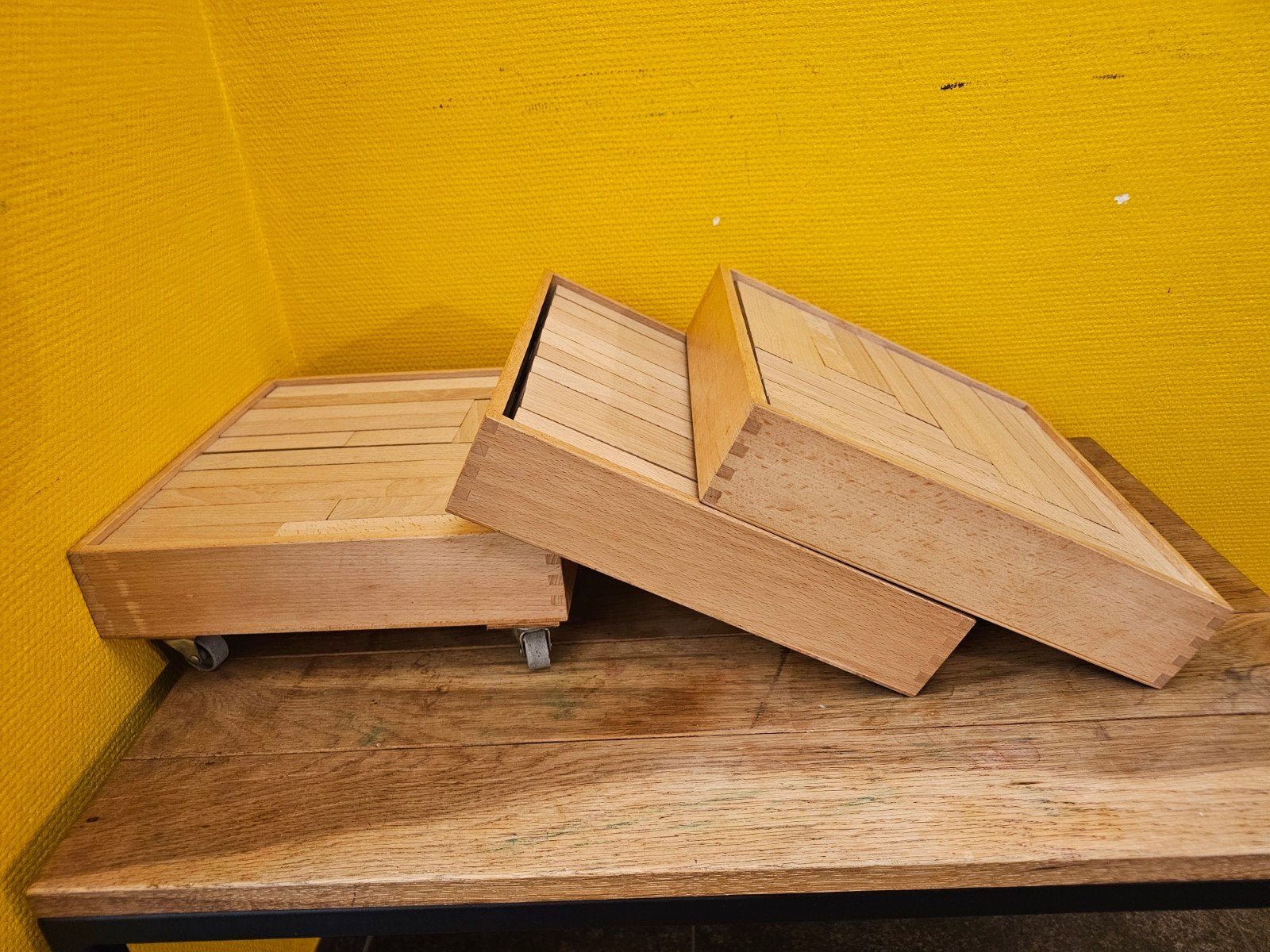 Montessori Blokhouten Speelgoed 3 Verdiepingen met Wielen, Ophalen of Verzenden