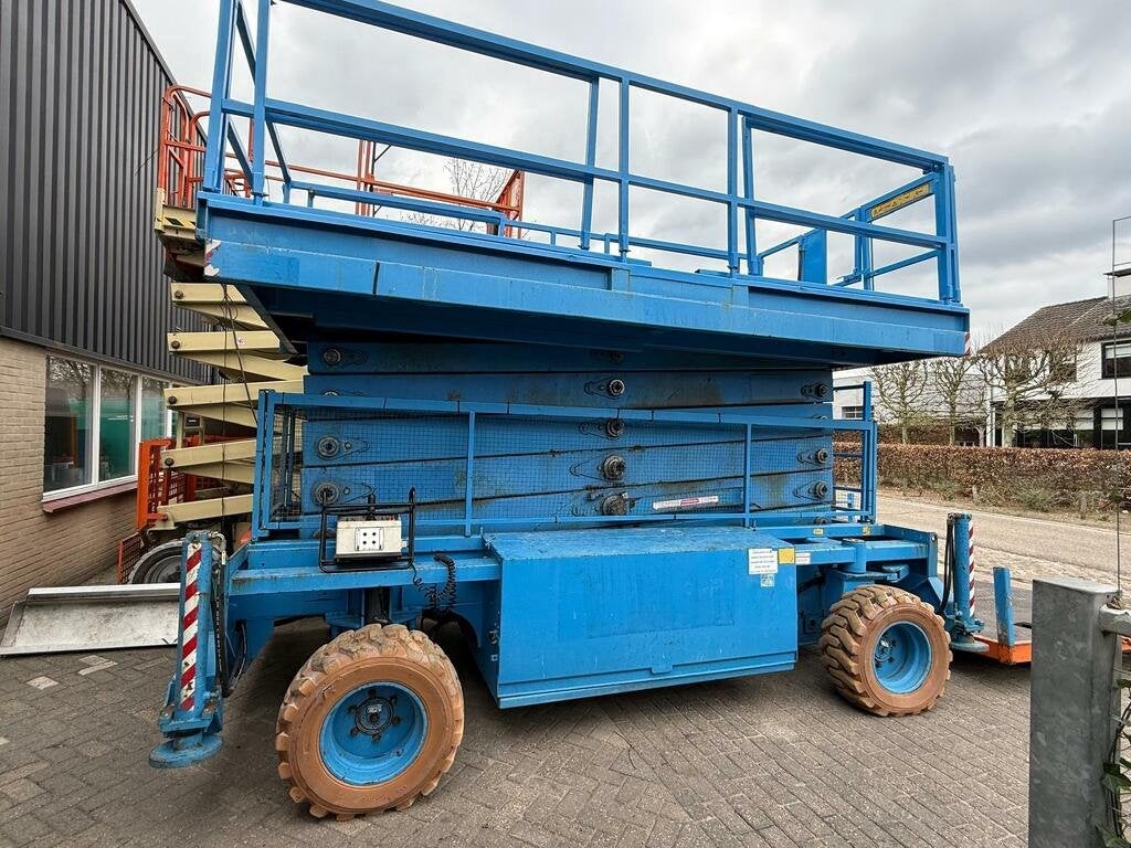 Holland Lift B 195 DL 25 4WD/P/N 2006