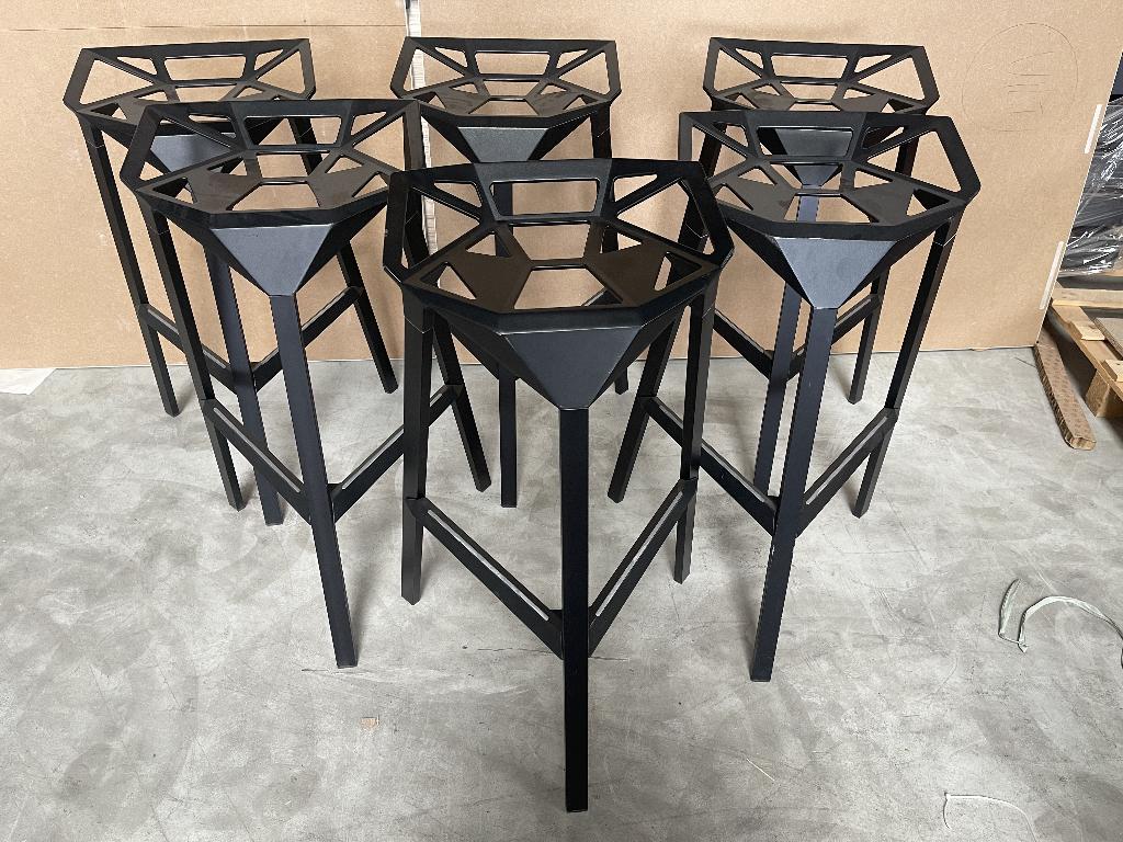 Magis Stool One barkruk, Huis en Inrichting, Barkrukken, Gebruikt, 60 tot 90 cm, Metaal, 5 krukken of meer, Ophalen of Verzenden
