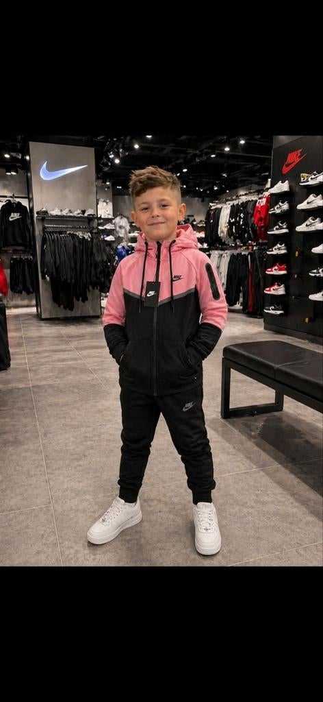 partijverkoop kinder trainingspakken, Kinderen en Baby's, Kinderkleding | Maat 176, Ophalen of Verzenden, Jongen of Meisje, Broek