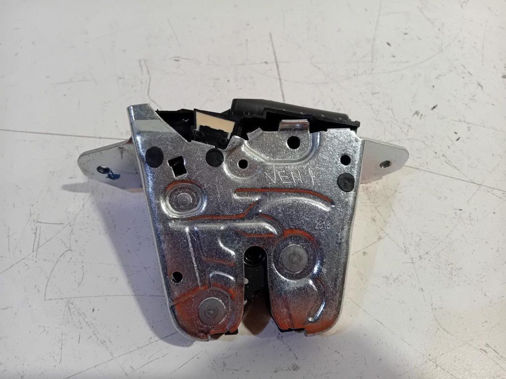 Slot mechaniek kofferdeksel achterklep elektrisch Mercedes-B, Onderdelen@venauto.nl, Van der Ven Autorecycling B.V., Gebruikt