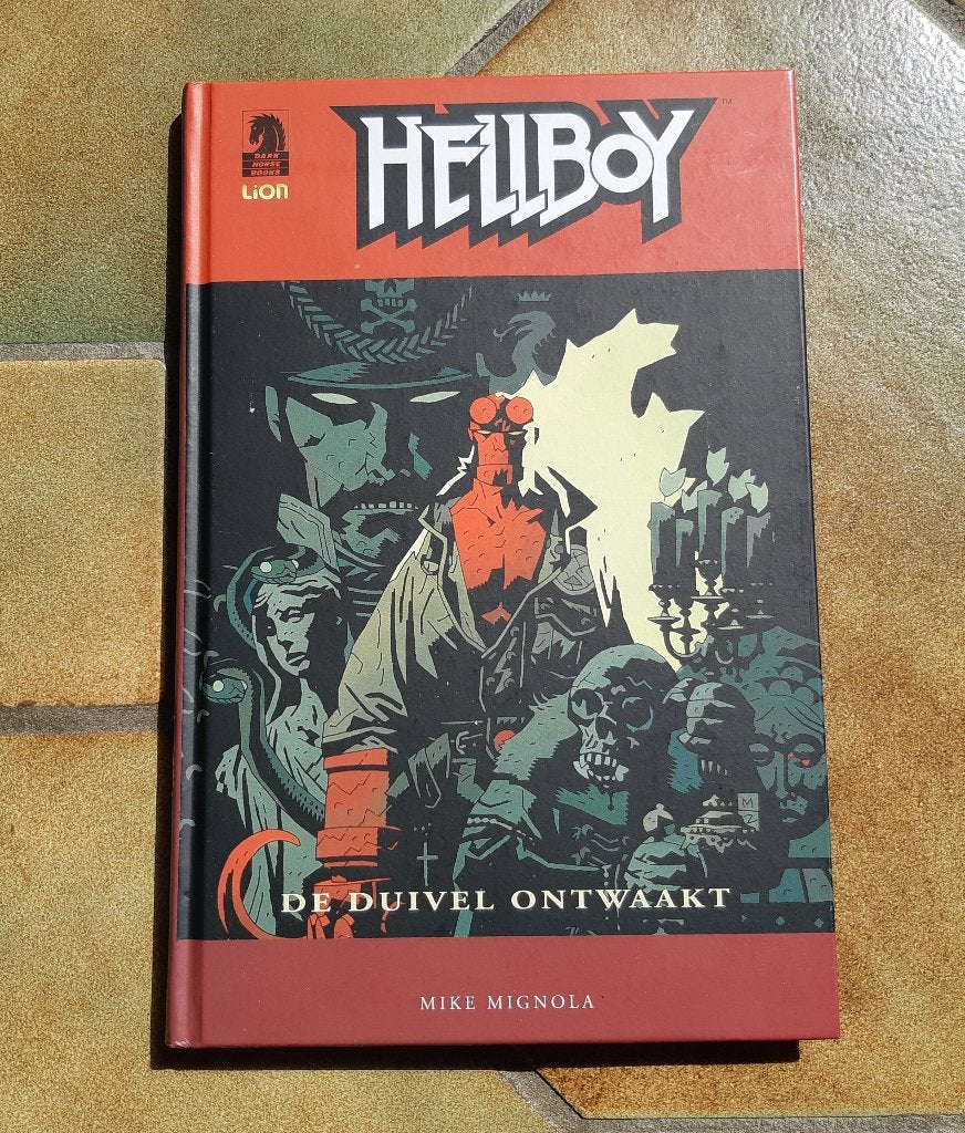 Hellboy : De Duivel Ontwaakt Hardcover, Eén stripboek, Verzenden, Gelezen