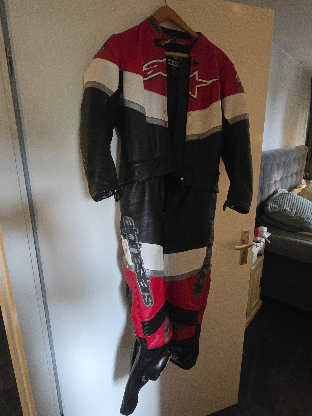 prachtige lederen dames Alpinestars motorpak!, Motoren, Kleding | Motorkleding, Combipak, Ophalen of Verzenden, Alpinestars, Dames