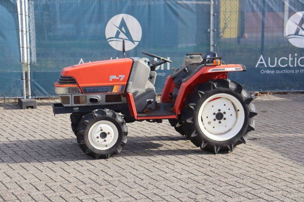 Foto 4 van Veiling: Tractoren en Minitractoren