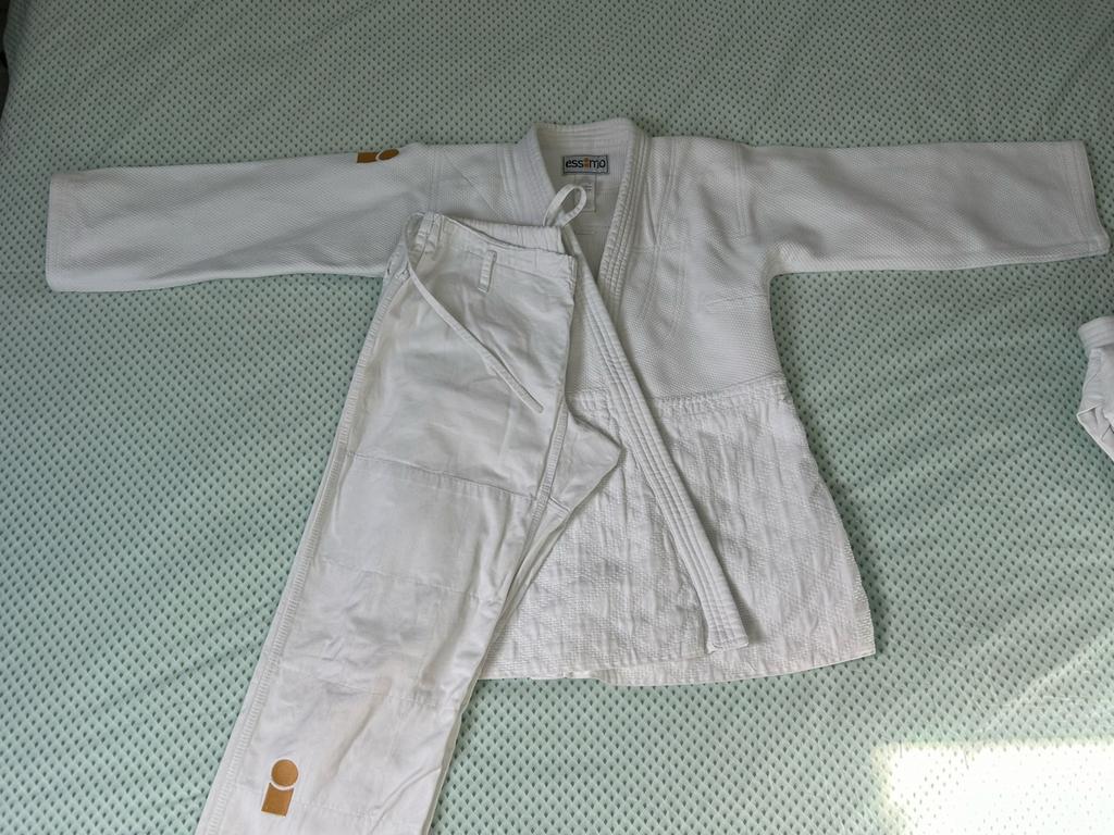 Essimo semi wedstrijd judopak maat 165, Ophalen of Verzenden, Gebruikt, Judo, Vechtsportpak