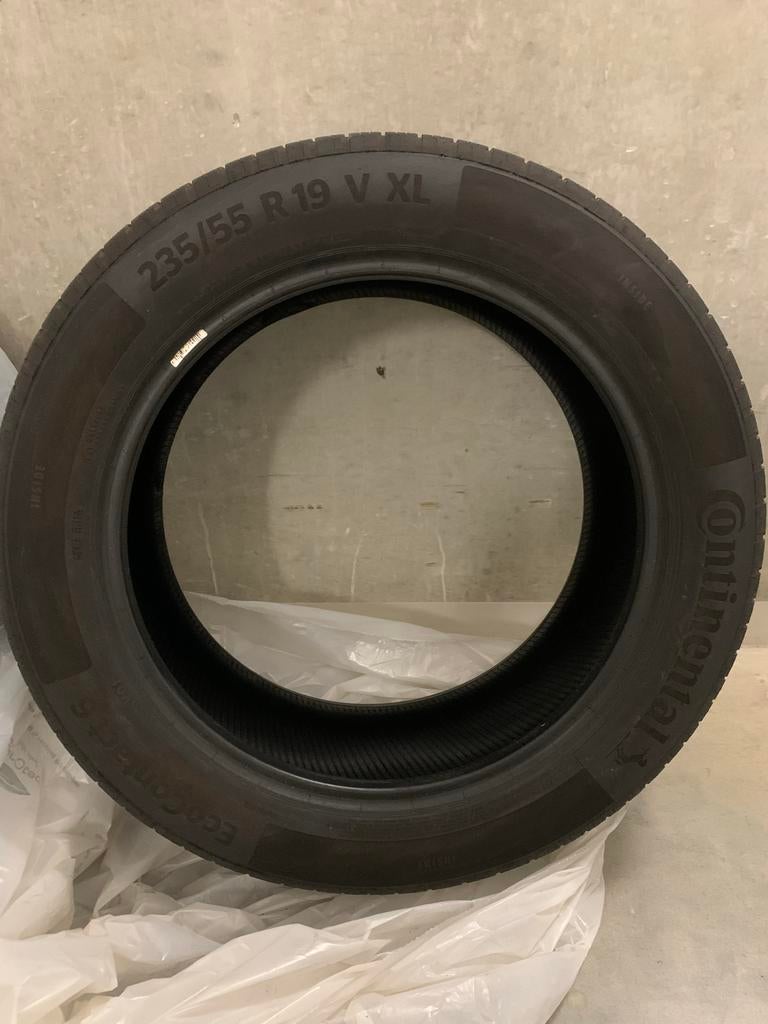 Set van 4 Continental EcoContact 6 Zomerbanden 235/55 R19 V, Gebruikt, 235 mm, Band(en), Terreinwagen