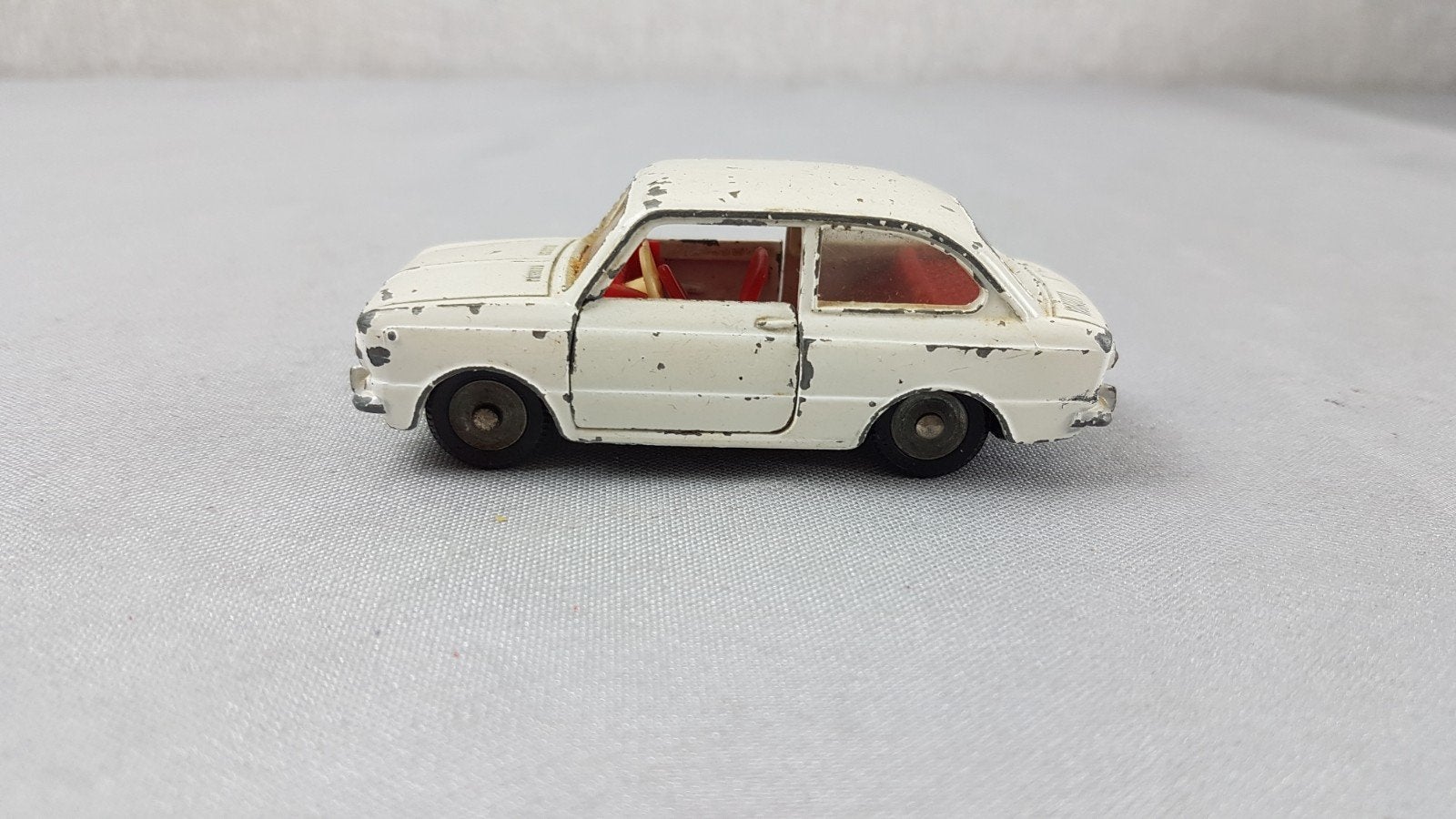 Meccano Tri-ang Dinky Toys Fiat 850, Ophalen of Verzenden, Gebruikt, Auto
