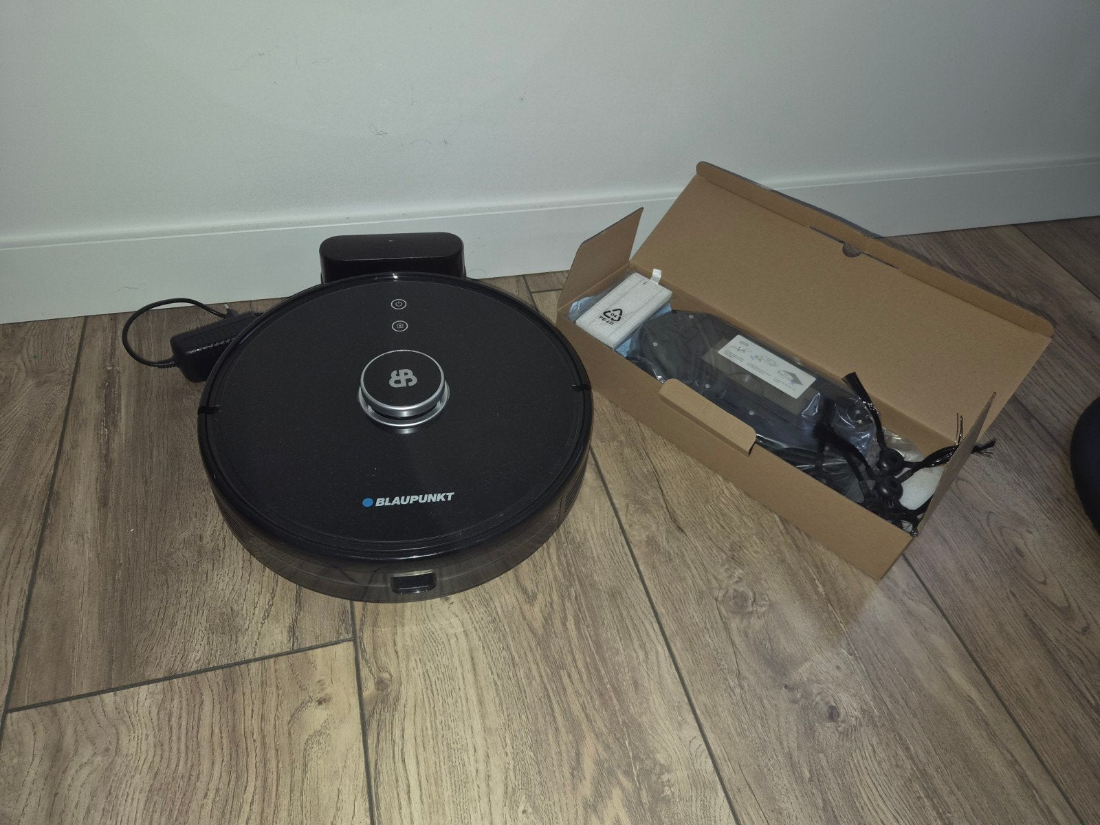 Blaupunkt robotstofzuiger - accu defect, Ophalen, Gebruikt, Robotstofzuiger, Overige merken