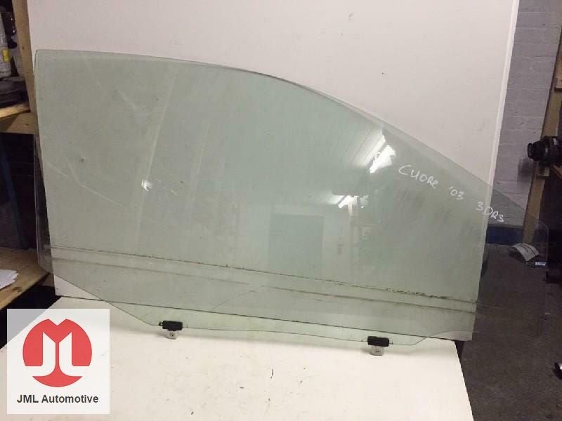 PORTIERRUIT PORTIERRAAM RUIT RECHTS DAIHATSU CUORE, Gebruikt, Daihatsu, -, -