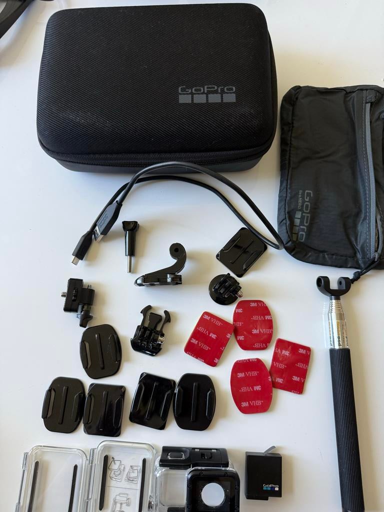 GoPro Supersuit Hero 5/6/7 + Case & Mounts + accu, Audio, Tv en Foto, Actiecamera's, Ophalen of Verzenden, Gebruikt, GoPro