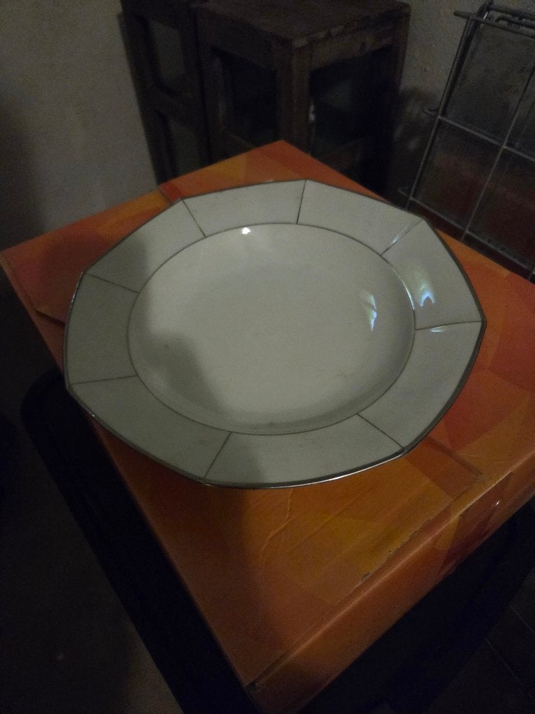 Vintage Wit Porseleinen Servies met Zilveren Rand, Ophalen