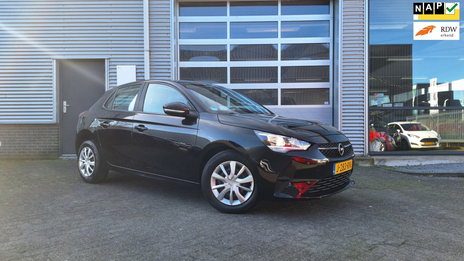 Opel Corsa 1.2 Edition/Airco/Cruise dealer onderhouden/, Voorwielaandrijving, 1199 cc, Zwart, Origineel Nederlands