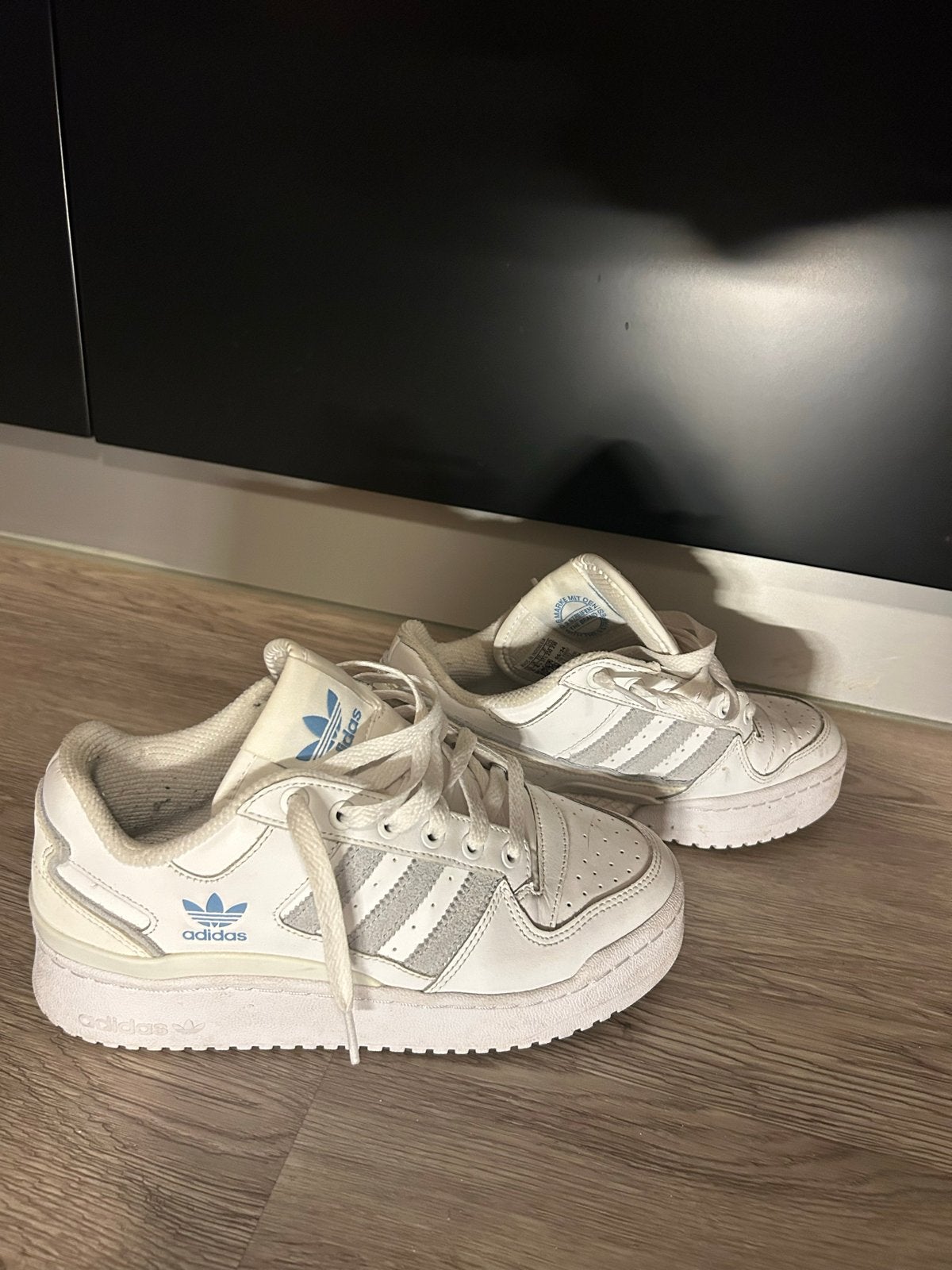 Adidas Forum Low Sneakers - Maat 37 1/3, Ophalen of Verzenden, Zo goed als nieuw, Wit, Sneakers of Gympen