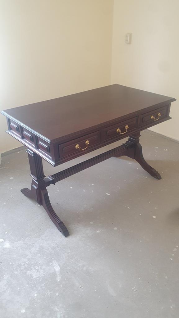 Koloniaal dressoir als nieuw, Ophalen