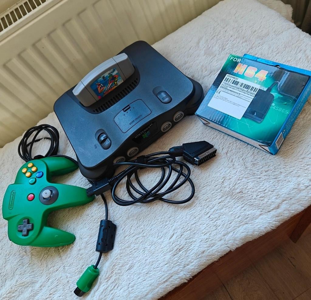 NTSC N64 with RGB output and new capacitors, Spelcomputers en Games, Spelcomputers | Nintendo 64, Met 1 controller, Ophalen of Verzenden