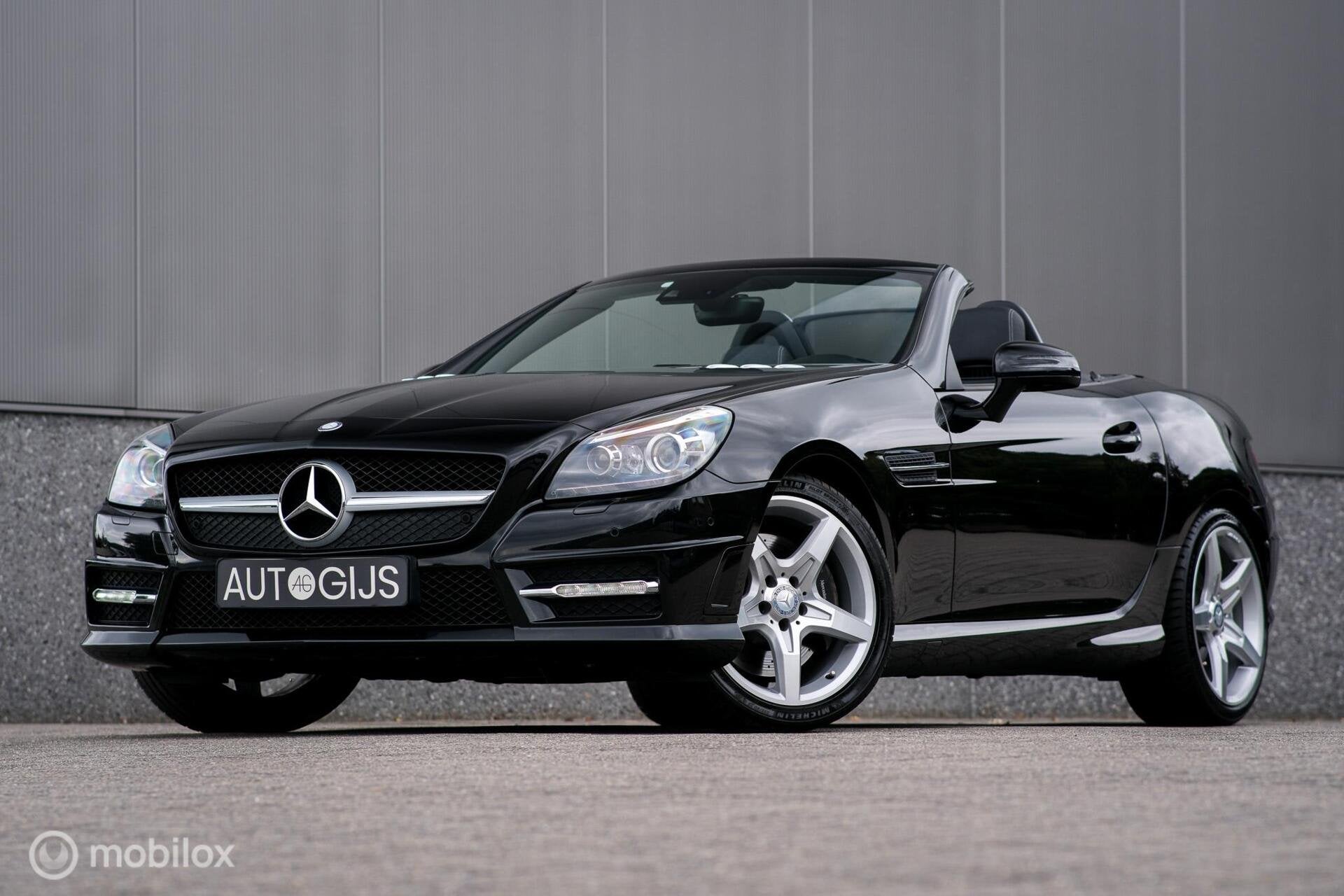 Mercedes SLK-klasse 350 AMG Line 306 PK | Panorama | Airscar, Auto's, Automaat, Euro 5, Achterwielaandrijving, Zwart