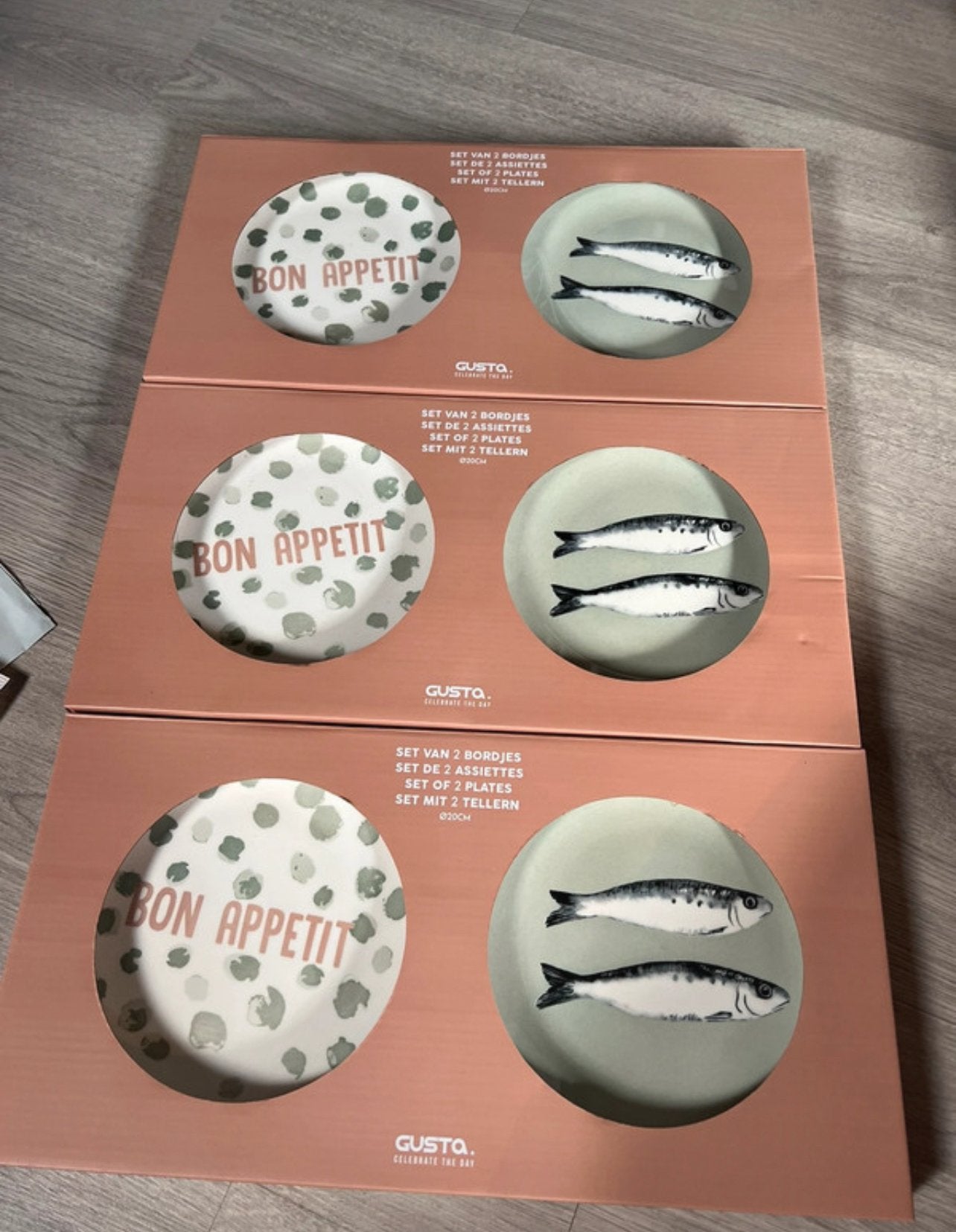Gusta borden 3 x 2 stuks 20 cm bordjes nieuw, Ophalen of Verzenden, Nieuw, Overige merken, Bord(en)