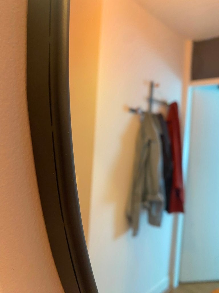 Round Wall Mirror with Black Metal Frame – 80 cm, Ophalen, Rond, Zo goed als nieuw, 75 tot 100 cm