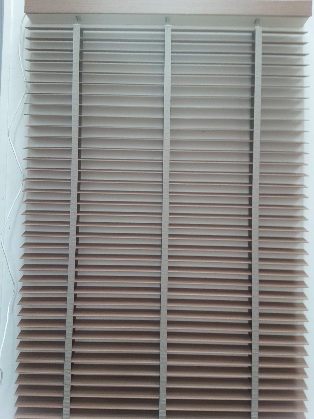 HOUTEN JALOEZIE 50 MM ELEKTRISCH, Ophalen of Verzenden, Bruin, Jaloezie, Ladderband