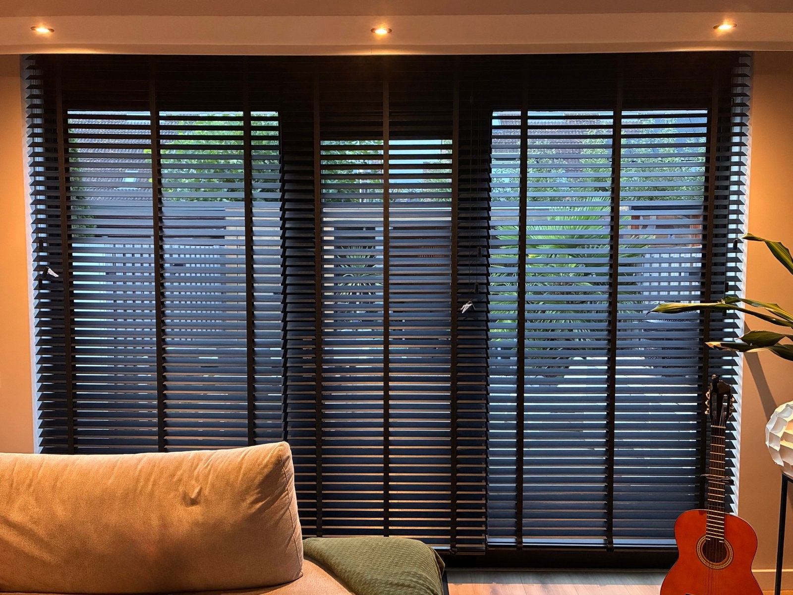 Luxe Zwarte Houten Jaloezieën (2x), Ophalen, Jaloezie, Zwart, Hout