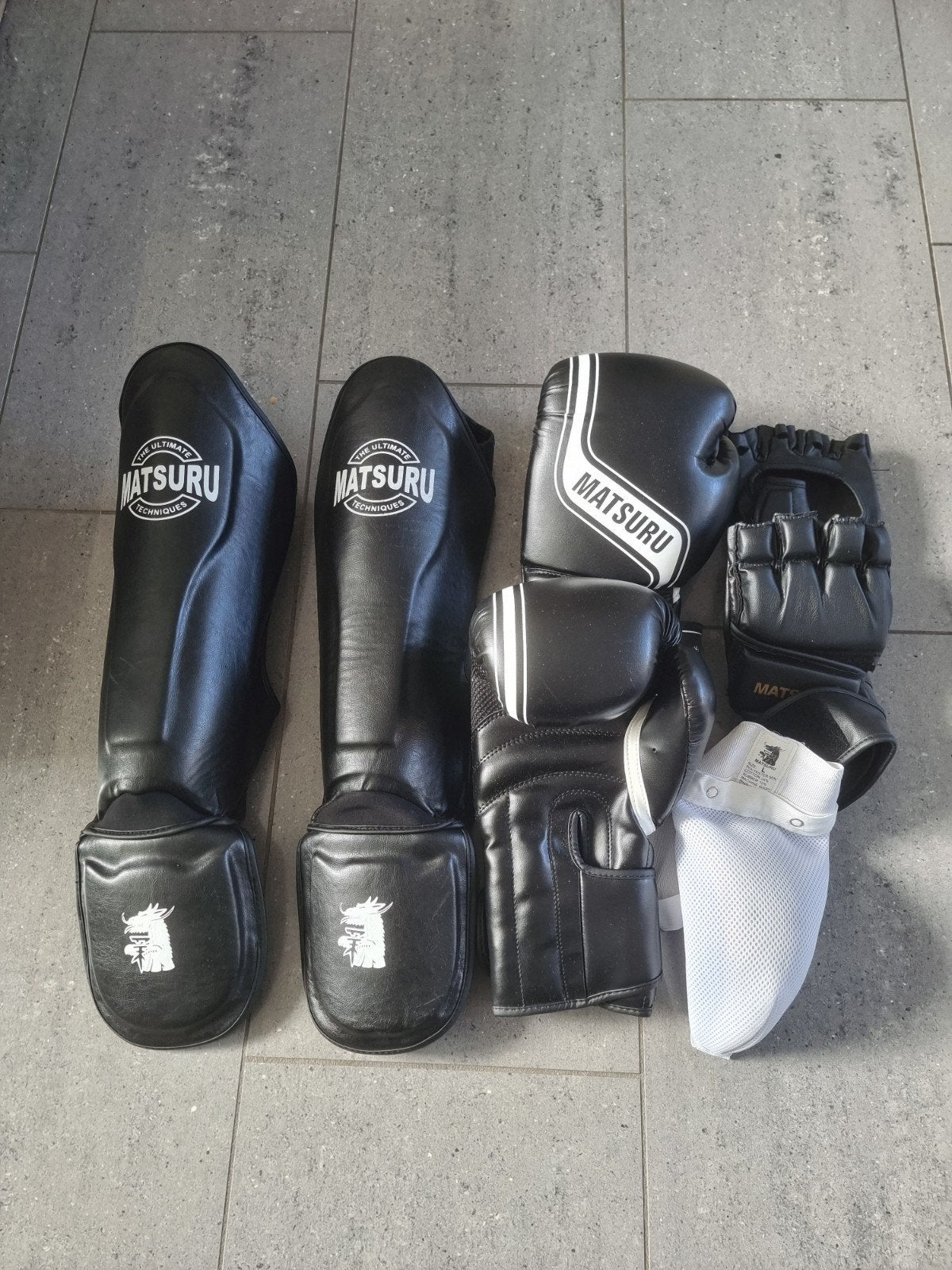 Matsuru complete set vechtsport, Ophalen, Overige, Vechtsportbescherming, Maat L