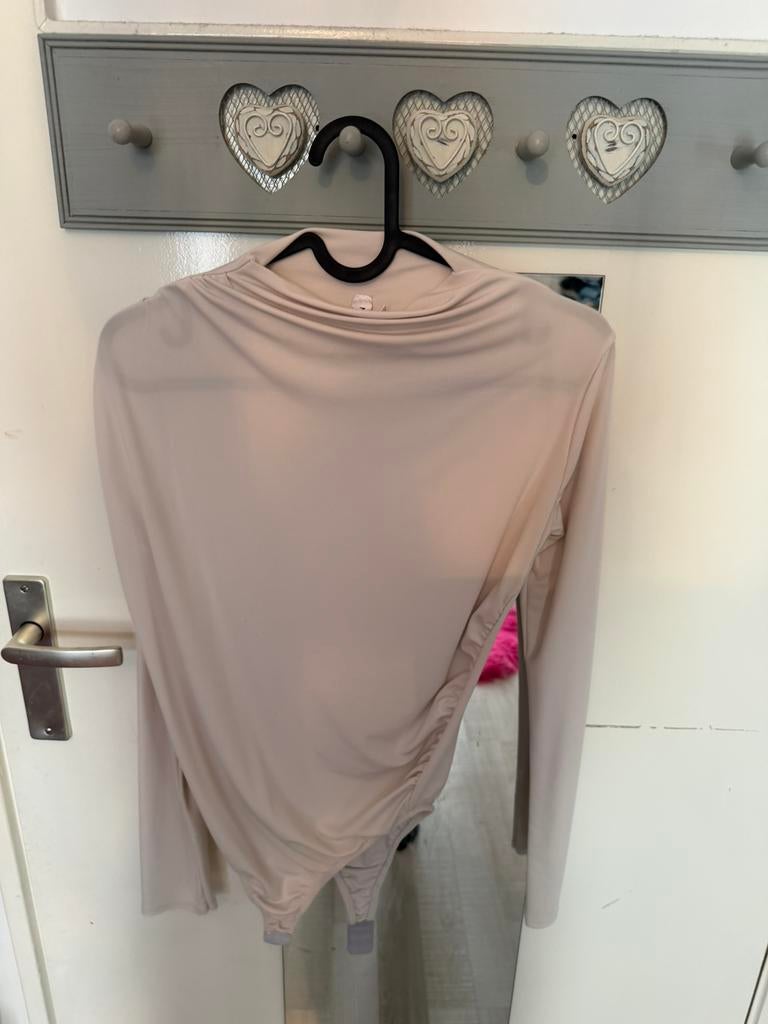 Body maat M, Kleding | Dames, Ophalen of Verzenden, Zo goed als nieuw, Zwart, Zonder mouw