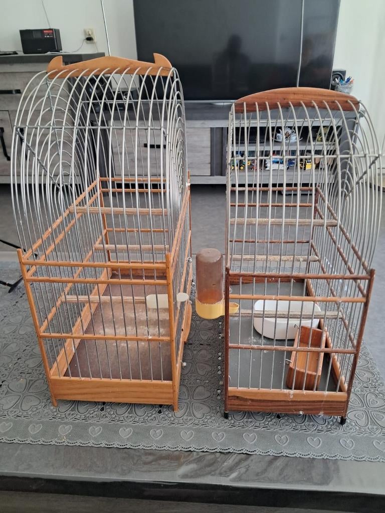 Twatwa en Picolet kooi., Ophalen, Hout, Vogelkooi
