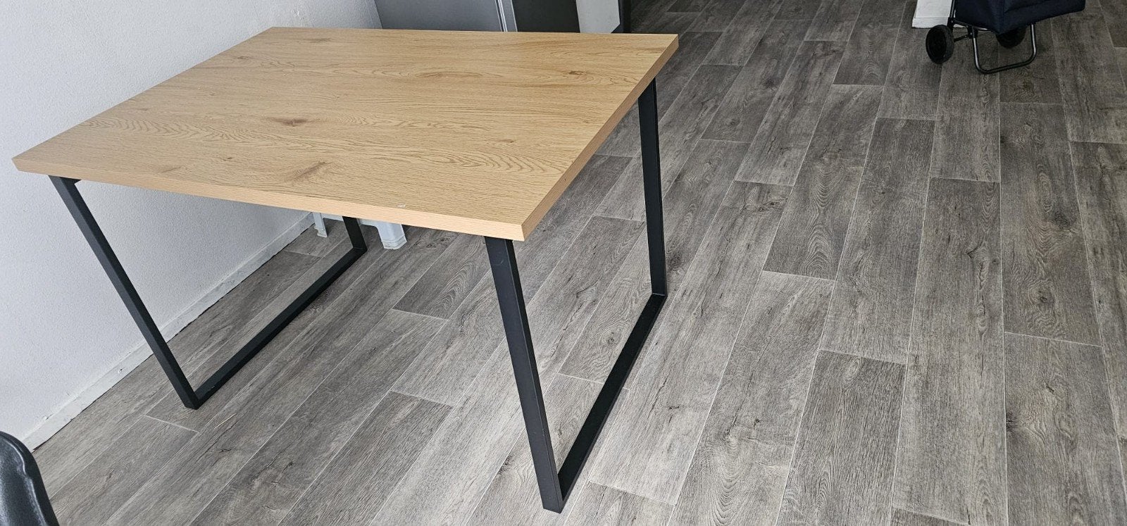 Aabenraa eettafel eiken/zwart 80x120 cm, Huis en Inrichting, Ophalen, 100 tot 150 cm, 50 tot 100 cm, Zo goed als nieuw