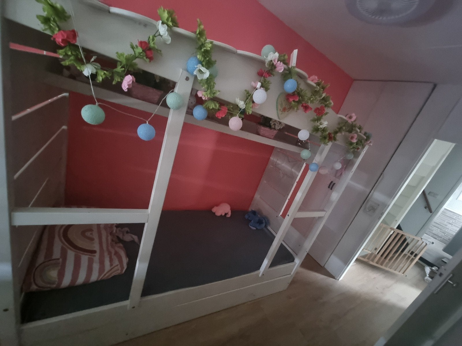 huisjes bed voor kinderen - wit., Ophalen, Gebruikt, 90 cm, Eenpersoons