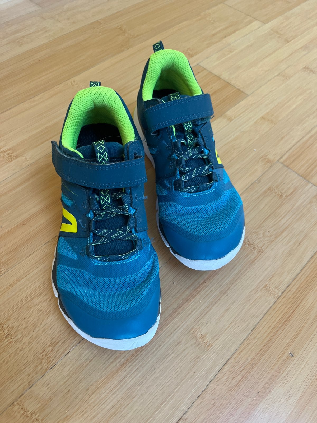 Newfeel sport- gymschoenen maat 34, Ophalen of Verzenden, Gebruikt, Jongen of Meisje, Schoenen