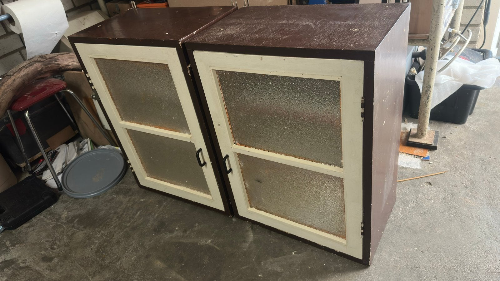 Vintage keukenkastjes met glazen deuren (set van 2), Antiek en Kunst, Ophalen